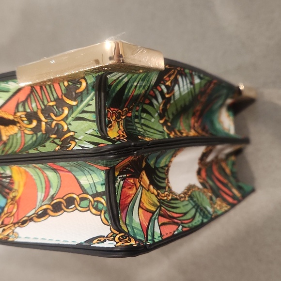 Handbag - Picture 4 of 7